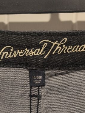 Universal Thread Women's Jeans - Black Waistband, Gray Denim